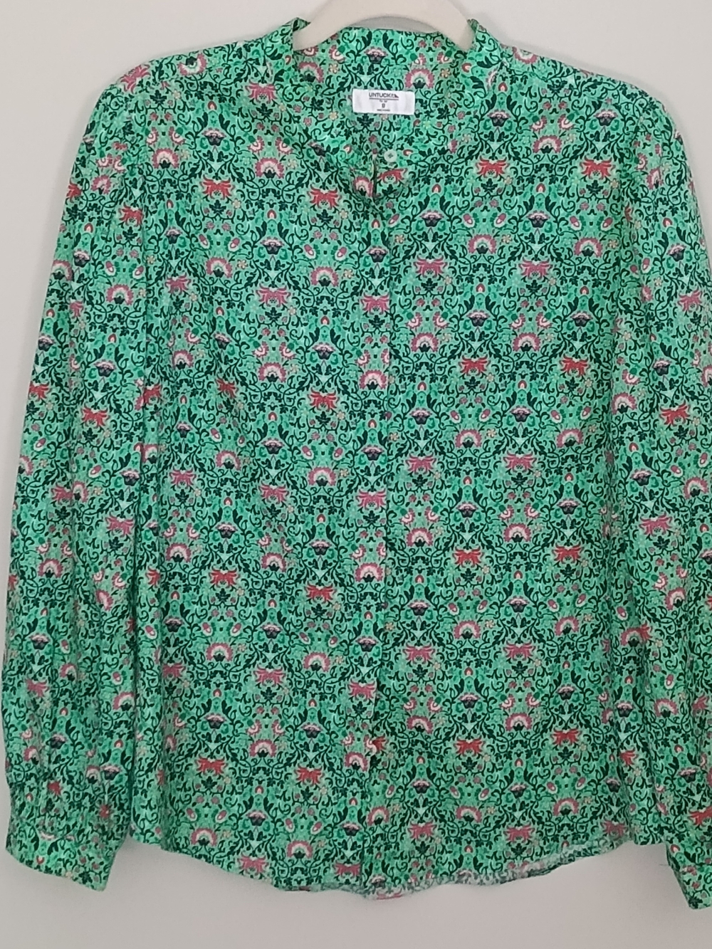 UNTUCKit Regina Green Floral Collarless Button Up Blouse Women's 8 Preppy